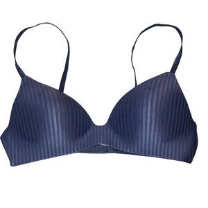 Victoria's Secret Women's 32C Blue Striped T-Shirt Bra Wireless
